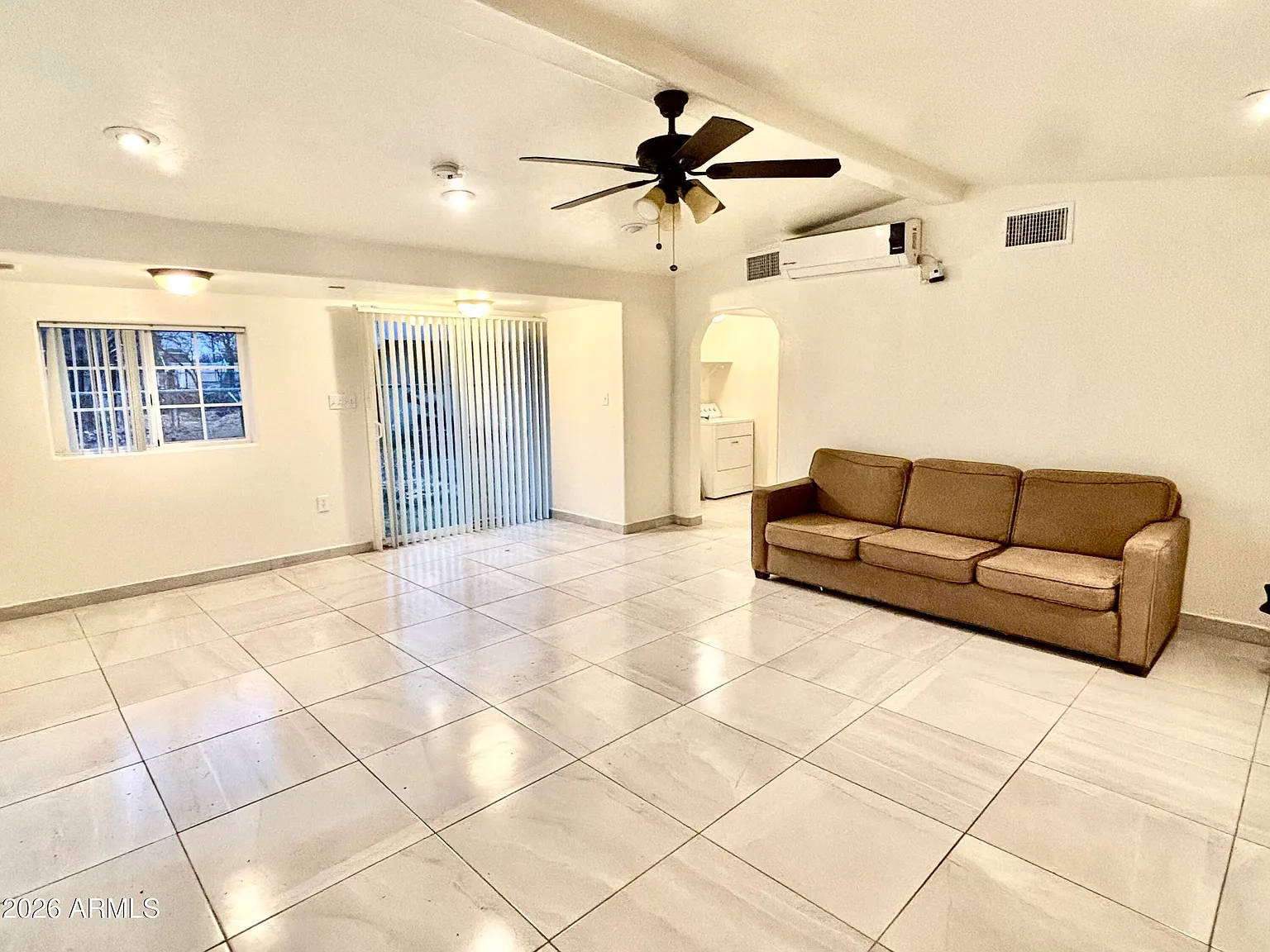 2 bed, 2.0 bath, 1131 sqft, $1,200 — Photo 4