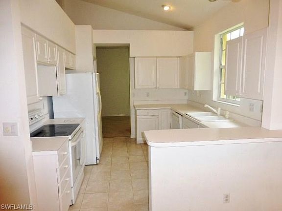 5th image of 1685 Winding Oaks Way APT 201