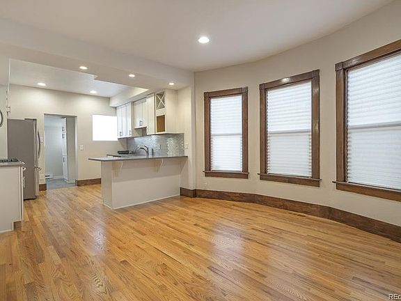 5th image of 49 W Alameda Ave