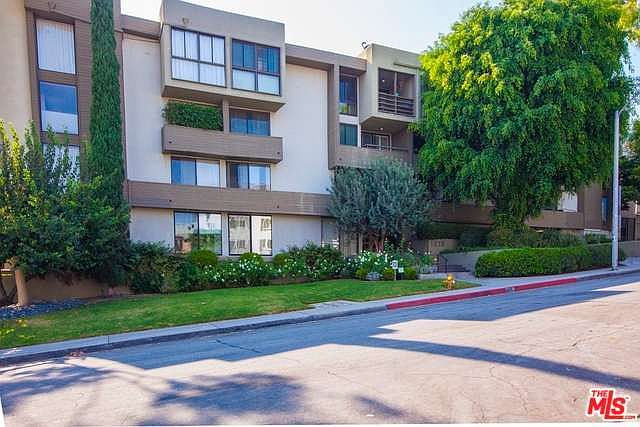 1st image of 1215 N Olive Dr APT 104