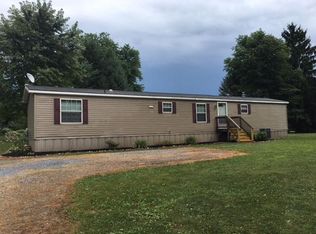 27 Newport Rd, Gap, PA 17527