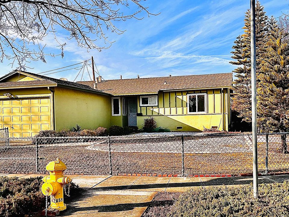 1st image of 3045 Little Wood Ln