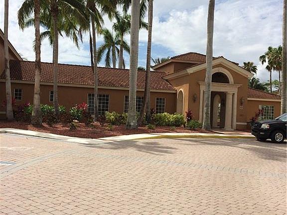 4th image of 1195 Wildwood Lakes Blvd APT 105