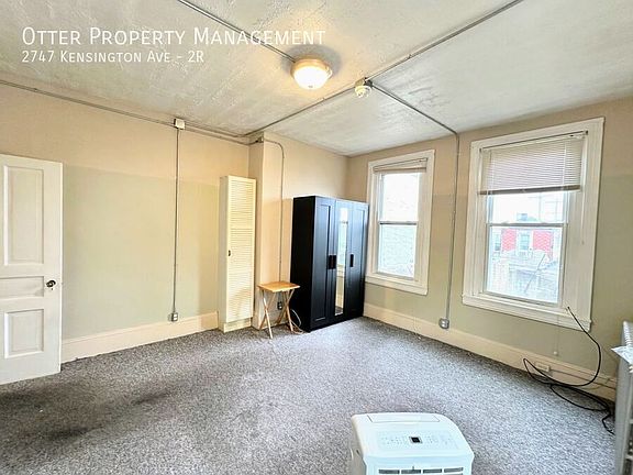 3rd image of 2747 Kensington Ave #2R