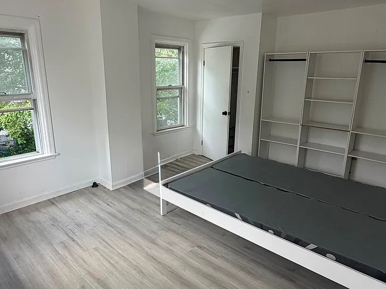 7 W Jefferson St #2B — Photo 9