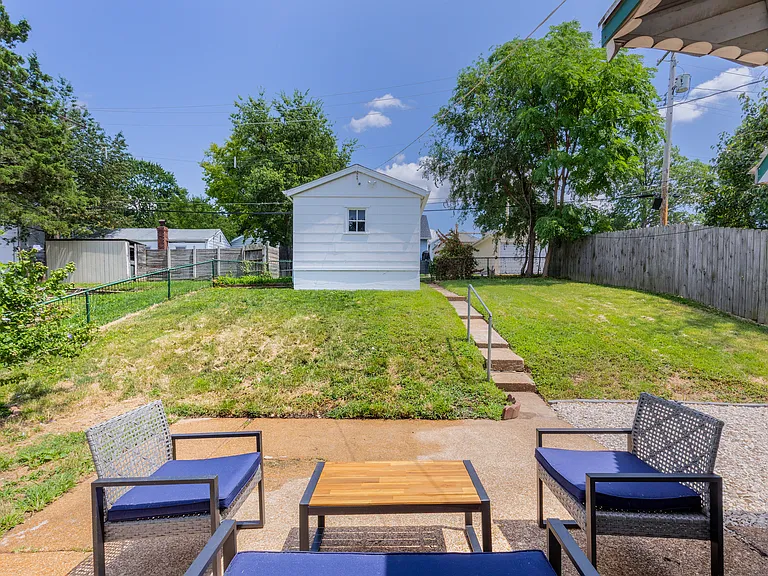 3216 Jasper Park — Photo 23