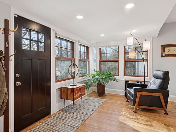 4th image of 4600 Nokomis Ave