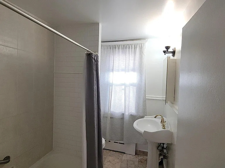 1806 Garrett Rd — Photo 9