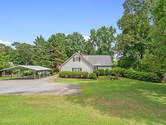 3rd image of 668 Marcengill Rd
