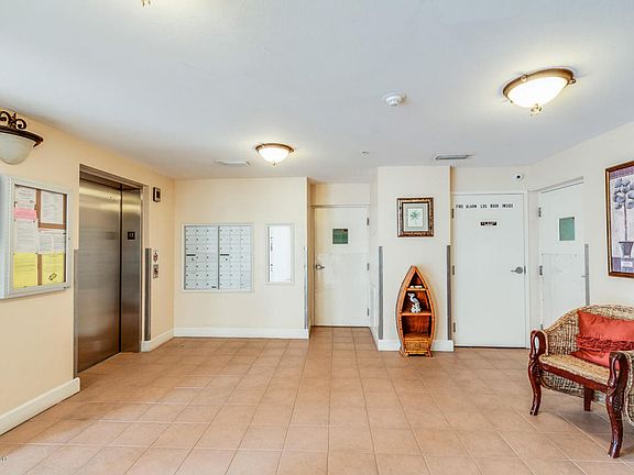 2nd image of 817 Mystic Dr APT 207