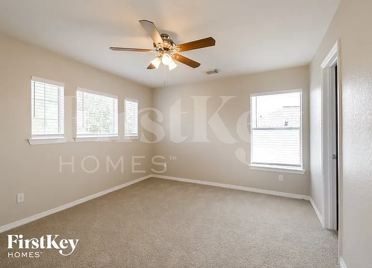 3432 Ivy Arbor Ln — Photo 12