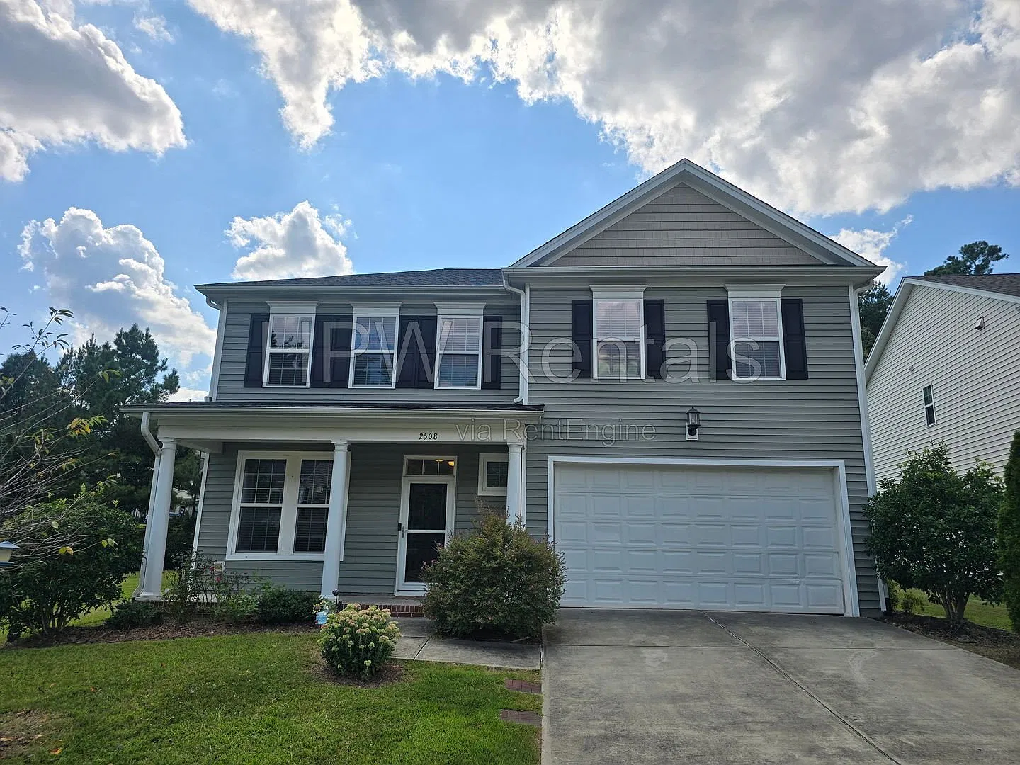 4 bed, 2.5 bath, 2177 sqft, $2,200 — Photo 1