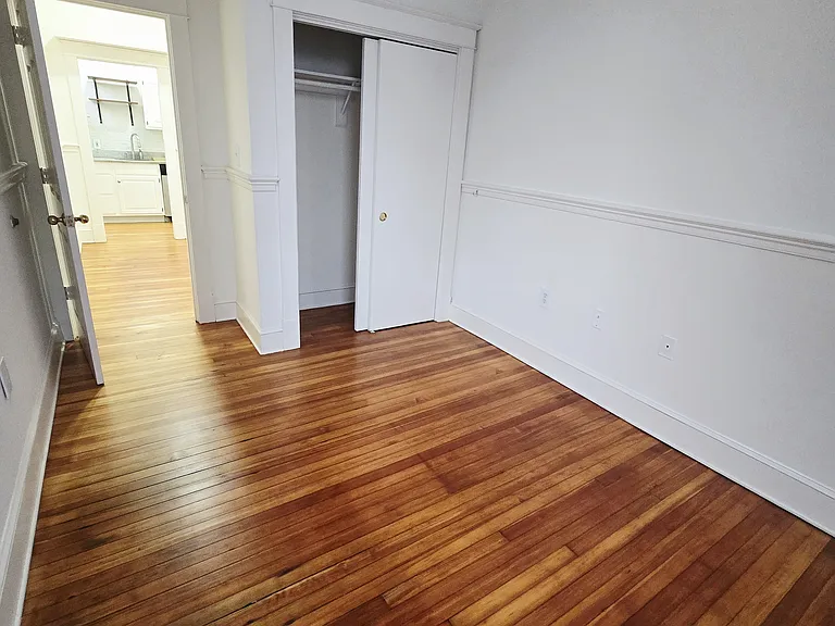 BEDROOM 2 CLOSET