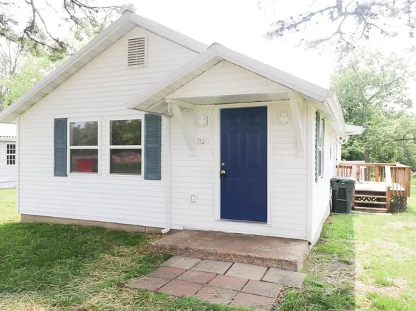 320 S Commercial St, Crocker, MO 65452