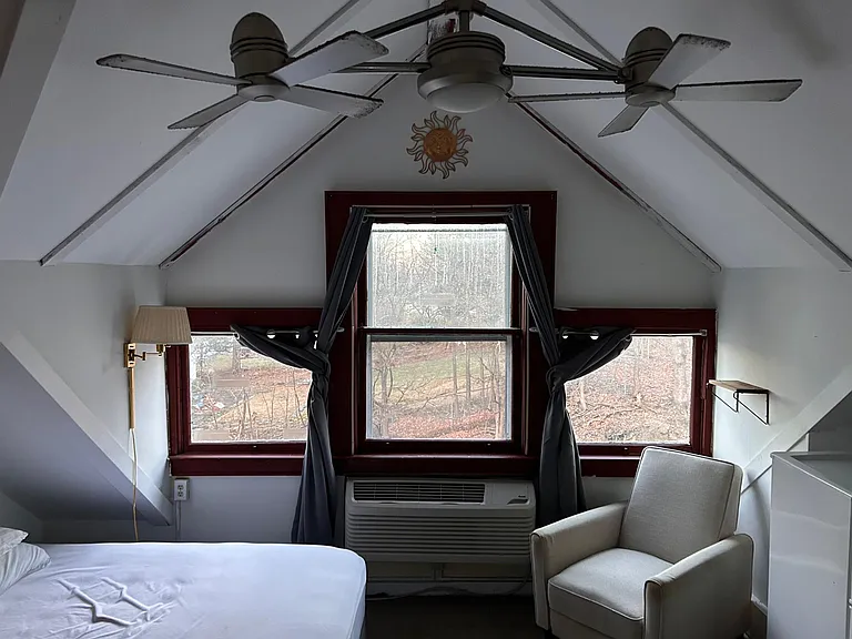 140 Highland Ave #10 — Photo 4