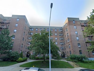 140-14 28 Road #3F, Queens, NY, 11354