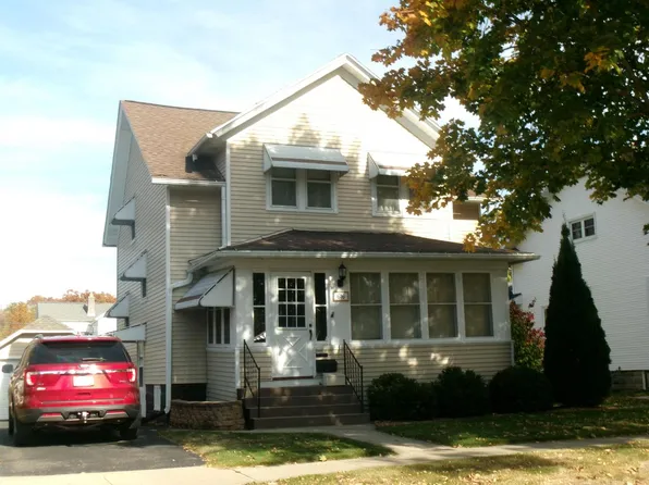 616 3rd Avenue, Baraboo, WI 53913