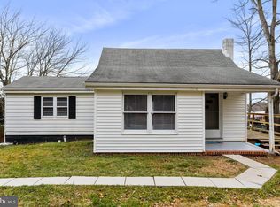 6075 Furnace Rd, Waynesboro, PA 17268