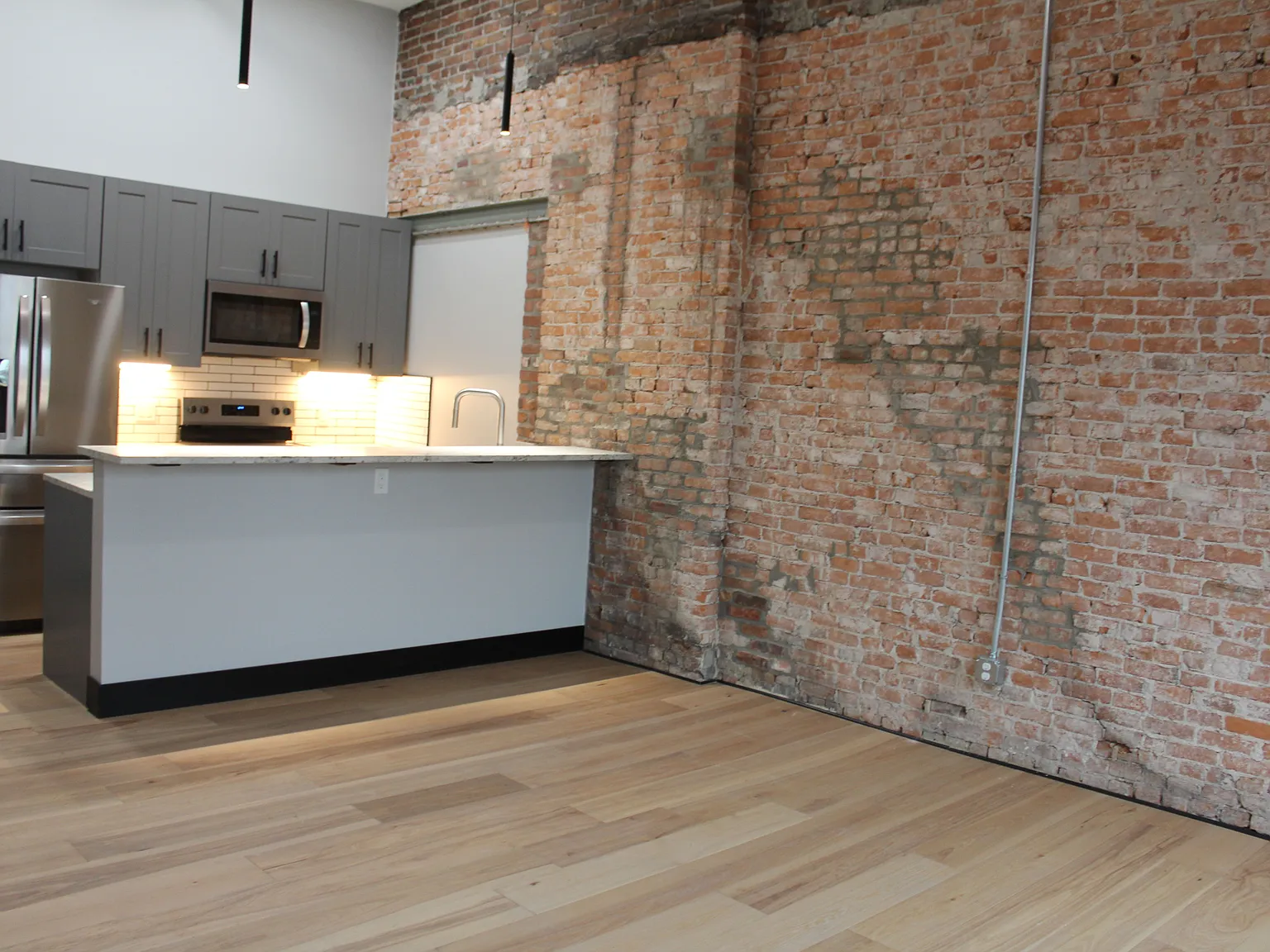 2 bed, 2.0 bath, 1053 sqft, $1,775 — Photo 4