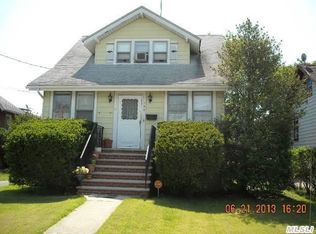 142 East Ave, Freeport, NY 11520