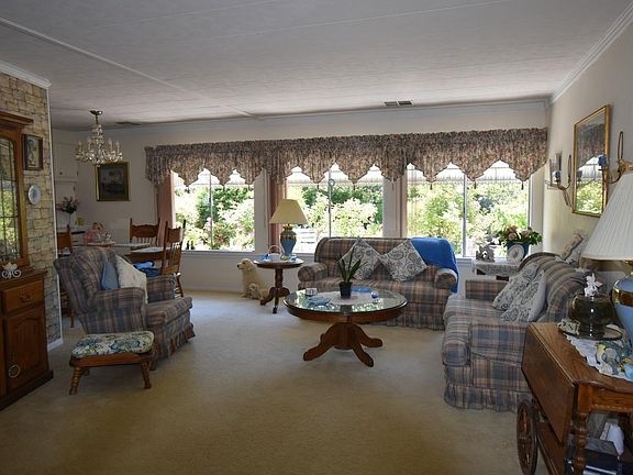 5th image of 141 Sequoia Circle
