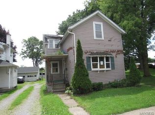 94 Stevens St, Lockport, NY 14094