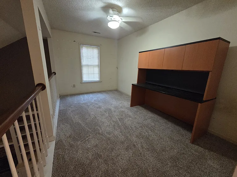 553 Broad Bend Cir — Photo 15
