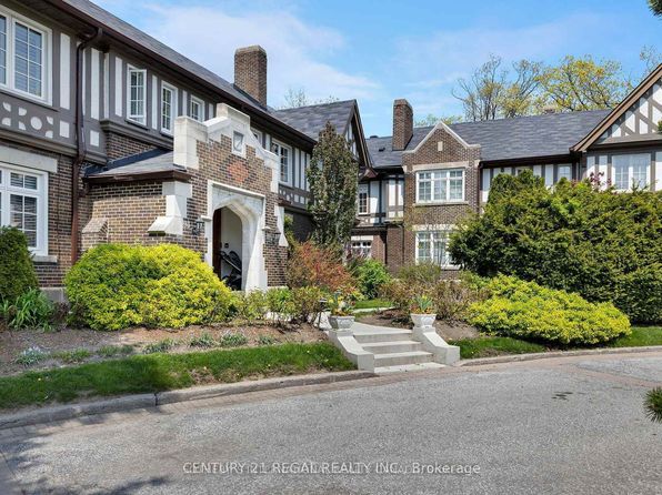 93 Douglas Dr, Toronto, ON M4W 2B2