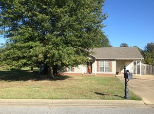 2870 Ward Dr, Dyersburg, TN 38024