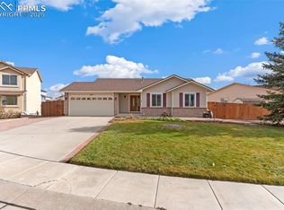 565 Camrose Ct, Colorado Springs, CO 80911