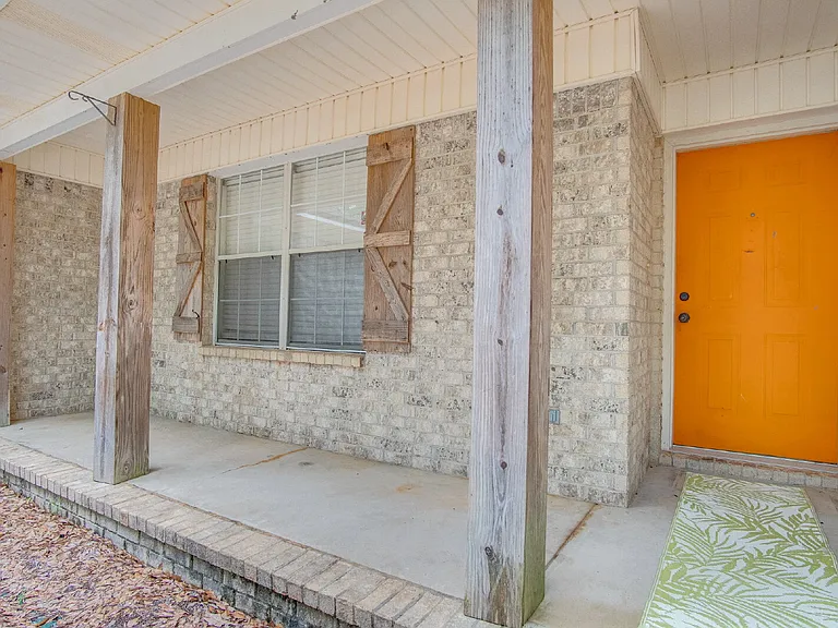8262 Pamplona St — Photo 4