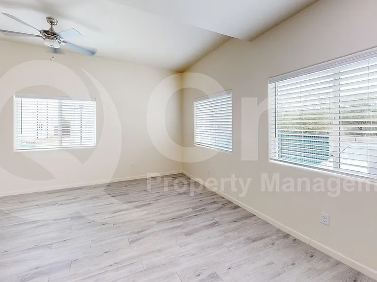 3726 E Mercedes Ct — Photo 13
