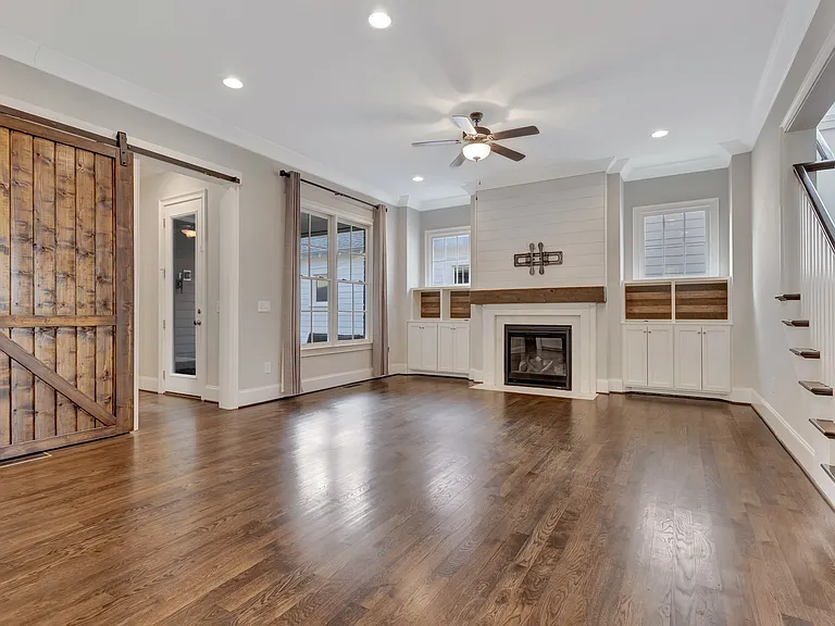 4031 General Martin Ln — Photo 4