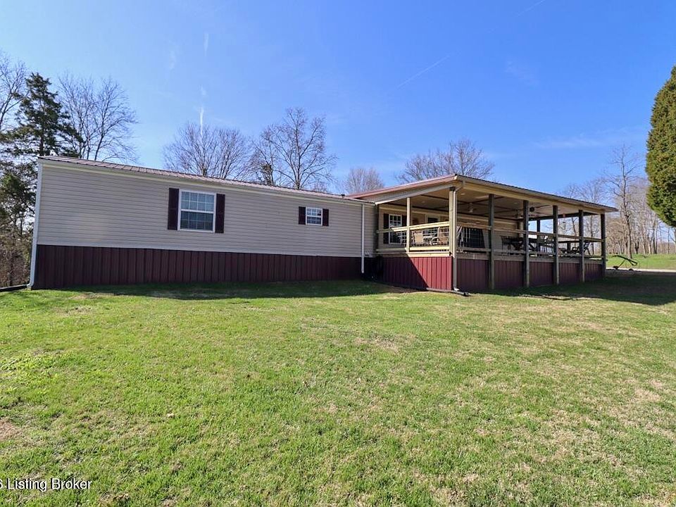 1st image of 100 Spruce Dr