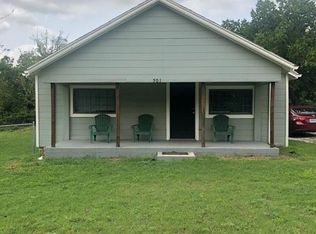 501 W Ward St, Decatur, TX 76234