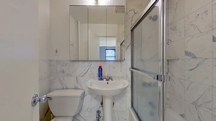 Rented by Compass | media 12