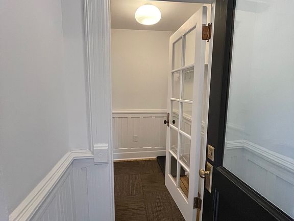 3rd image of 130 Underhill Ave #1