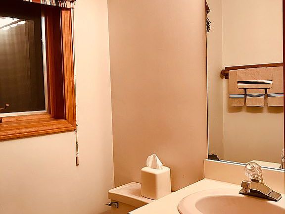 half bath- middle floor