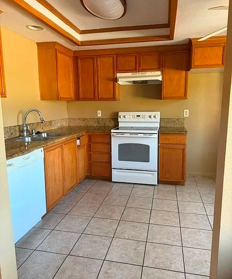 1518 Border Ave #B — Photo 4