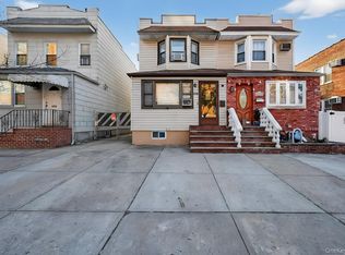 7748 74th St, Ridgewood, NY 11385