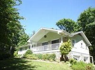 110 Rockwood Ln, Hendersonville, NC 28792