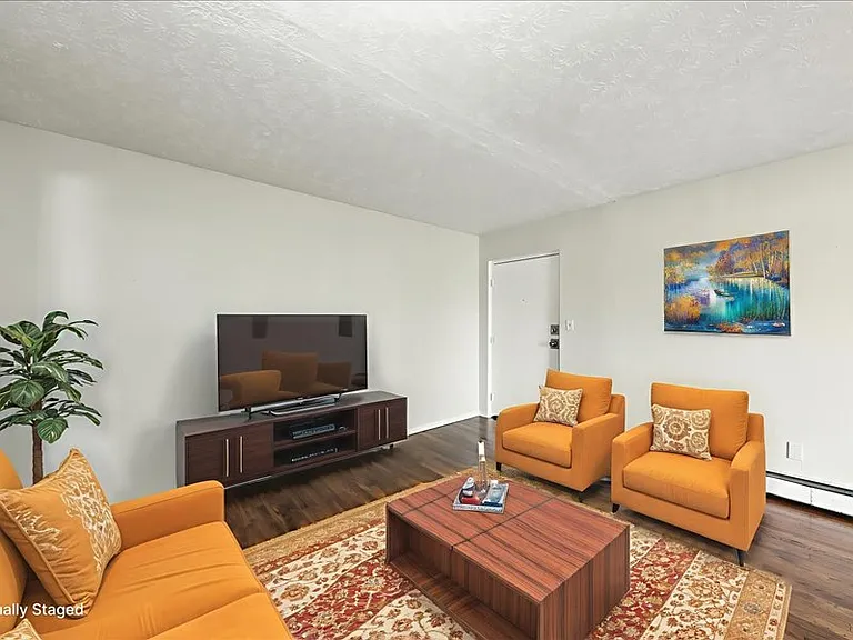 2145 Harrison Ave #6 — Photo 4