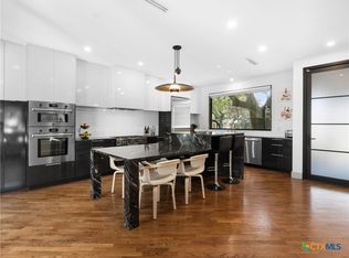 10 Court Cir, San Antonio, TX 78209