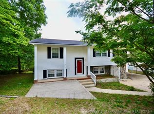 4939 Pinewood Dr, Hope Mills, NC 28348