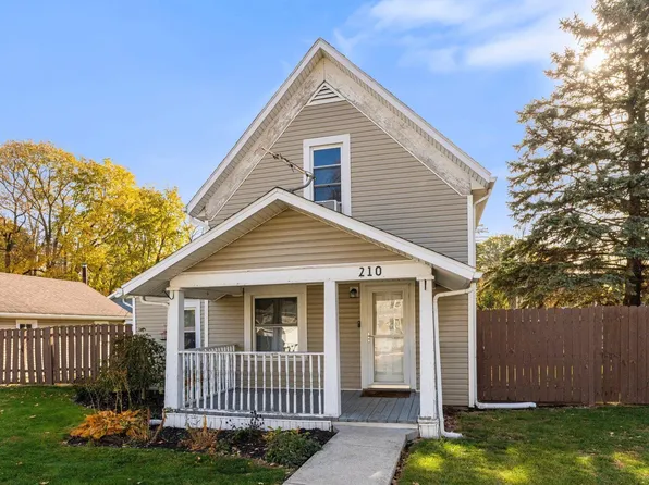 210 N Miller St, Markle, IN 46770