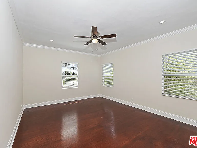 1150 S Tremaine Ave — Photo 14