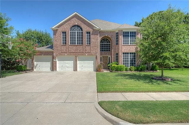 1st image of 1700 Pine Hills Ln