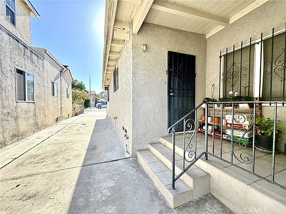 4th image of 5940 Gundry Ave