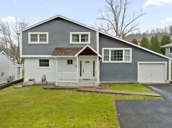 11 Orchard Ave, Owego, NY 13827