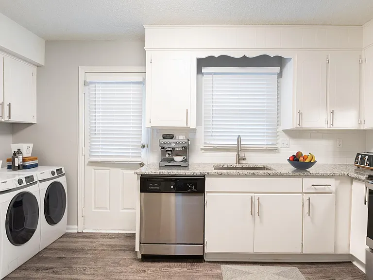 Model Upgraded Townhouse